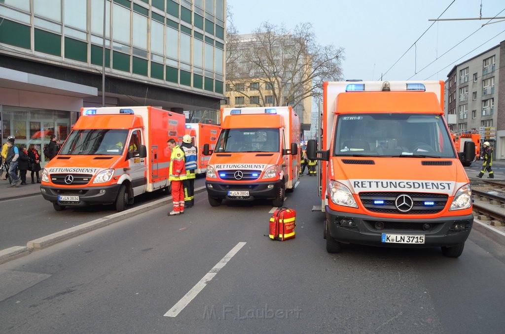 VU PKW Strab Koeln Mitte Pipinenstr Hohestr P013.JPG - Miklos Laubert